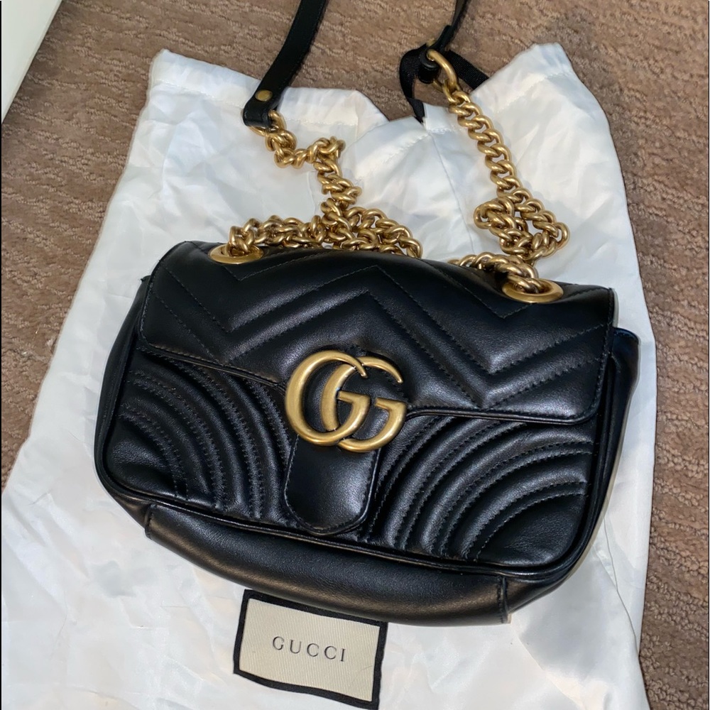 GG Marmont small matelassé shoulder bag in Black leather